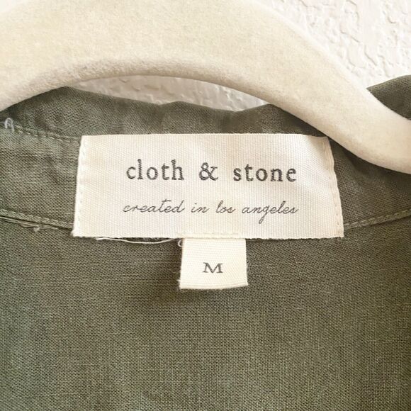 Anthropologie Cloth & Stone Womens Frayed Button Down Army Green Shirt Blouse M - Picture 3 of 9